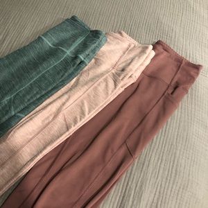 Victoria’s Secret Essential leggings - Set of 3 - SIZE 4